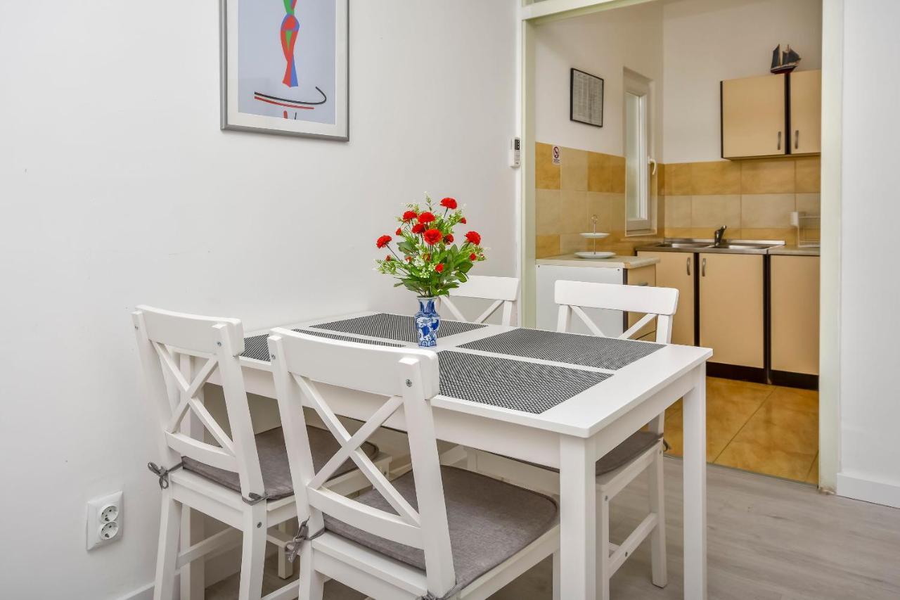 Apartments Matas 로고즈니차 외부 사진